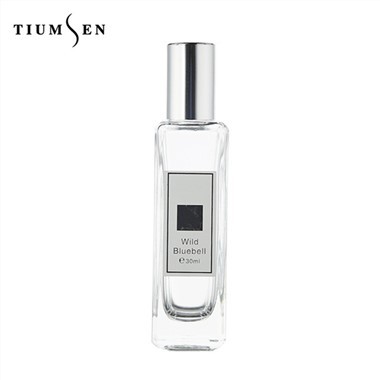 Graverede parfumeflasker til hende